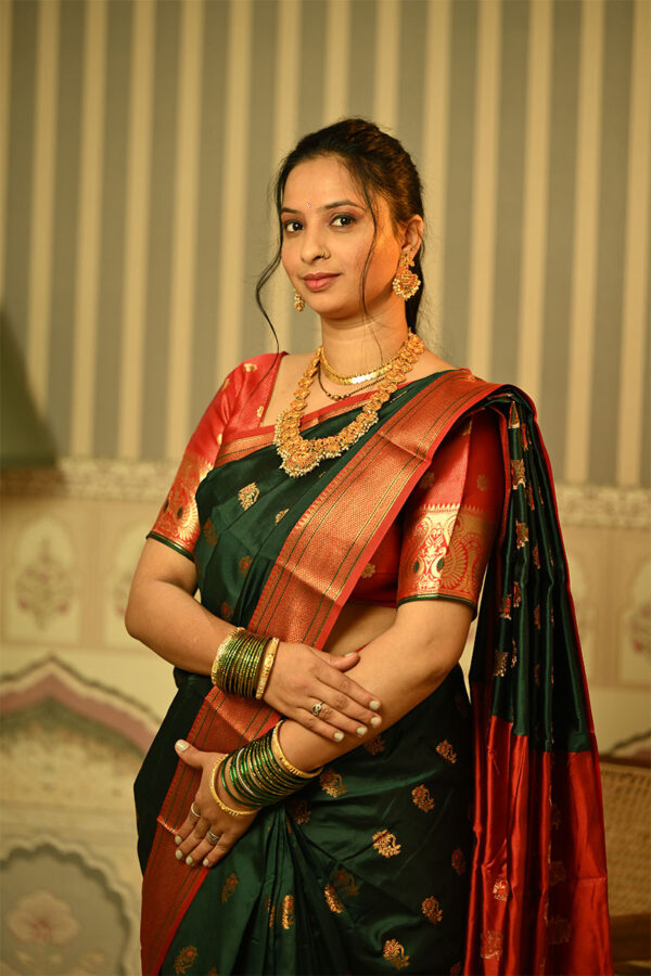 Golden Zari Banarasi Silk Blend Saree